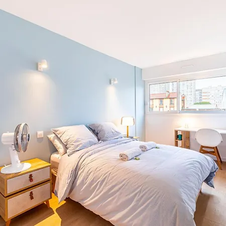 Guestready - Avec Balcon A La Place D'italie